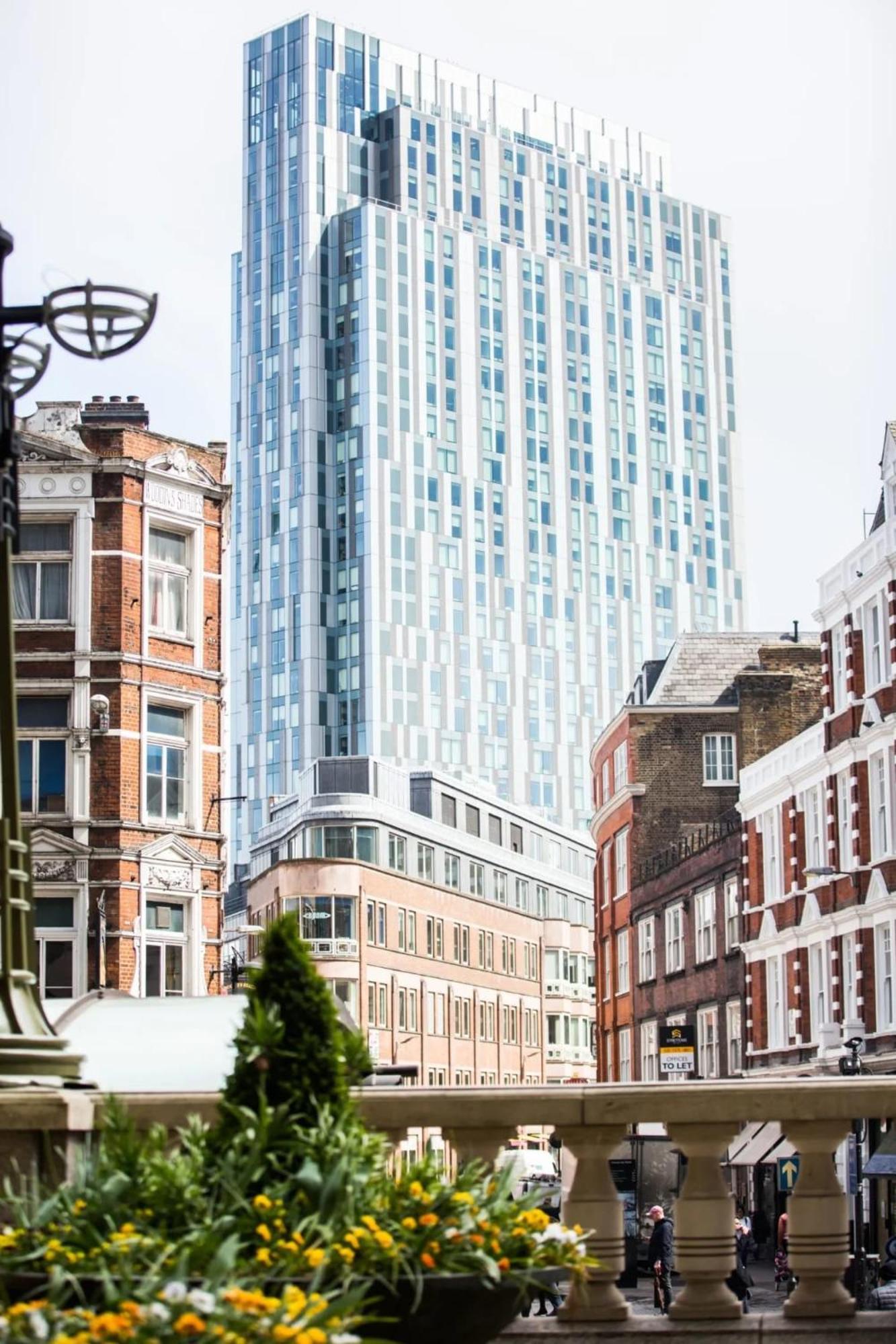 Chapter Spitalfields In Londres